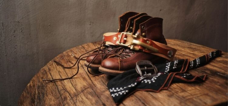 logger boots for men